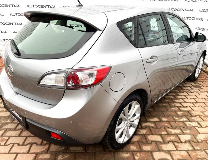 Mazda 3 Hatchback 2,0 l 110 kw