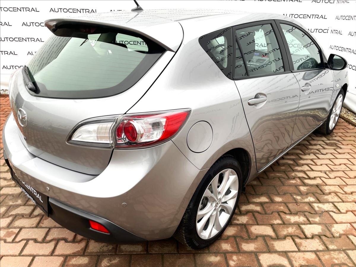 Mazda 3 Hatchback 2,0 l 110 kw