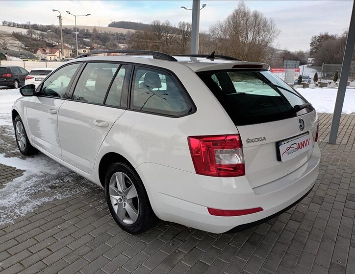 Škoda Octavia Kombi 2,0 l 110 kw