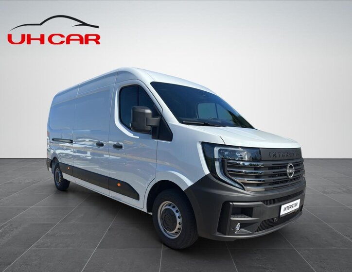 Nissan Interstar 3