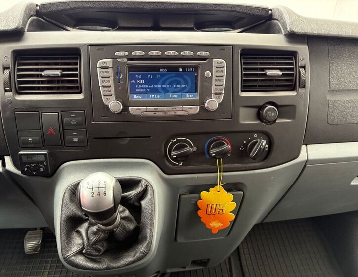 Ford Transit Kombi 2,4 l 103 kw