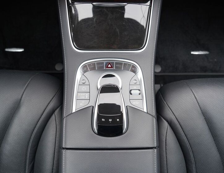 Mercedes-Benz Třídy S 38