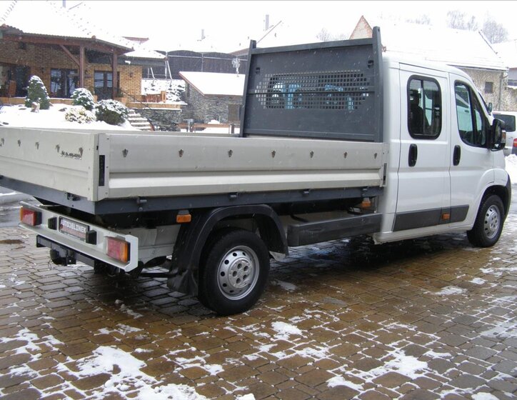Peugeot Boxer Valník 2,2 l 88 kw