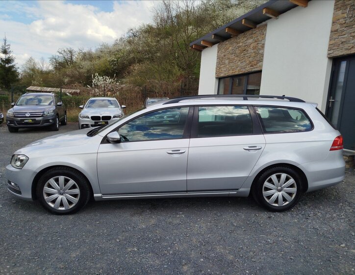 Volkswagen Passat Kombi 2,0 l 103 kw