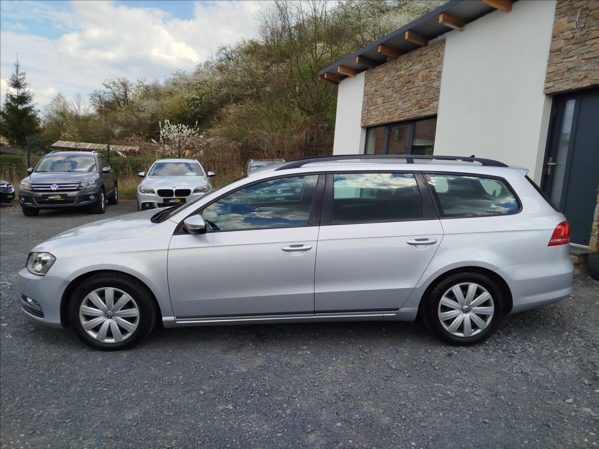 Volkswagen Passat Kombi 2,0 l 103 kw