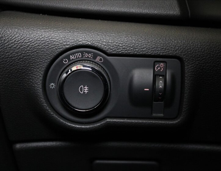 Opel Astra Hatchback 2,0 l 206 kw