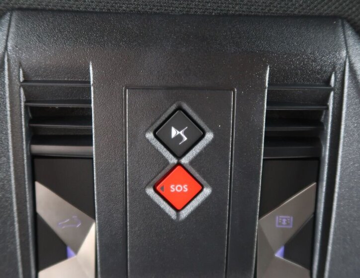 DS Automobiles DS7 Crossback SUV / Terénní 1,6 l 133 kw