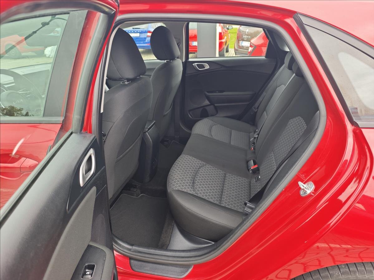 KIA Ceed Hatchback 998,0 73 kw