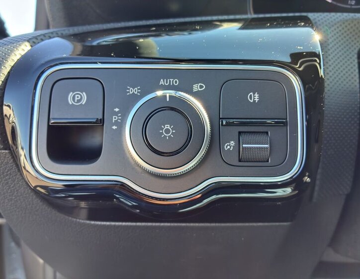 Mercedes-Benz Třídy A Hatchback 2,0 l 110 kw