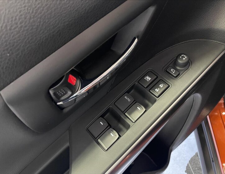 Suzuki S-Cross SUV / Terénní 1,4 l 81 kw