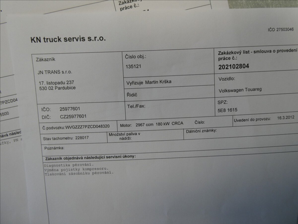 Volkswagen Touareg SUV / Terénní 3,0 l 180 kw