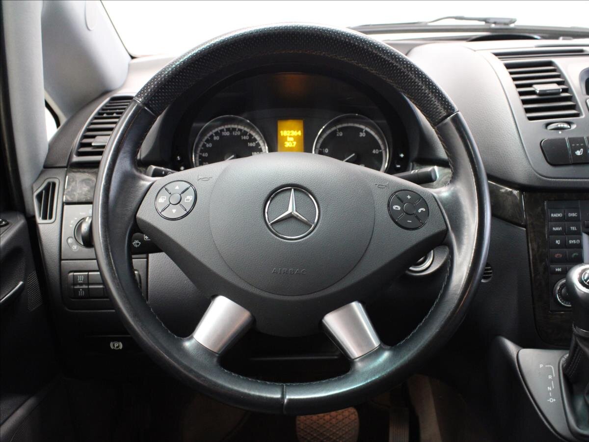 Mercedes-Benz Viano Kombi 3,0 l 165 kw