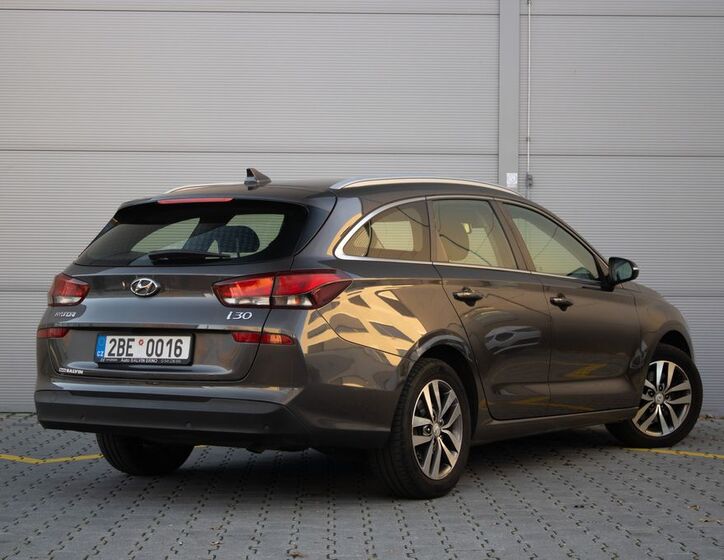 Hyundai i30 5