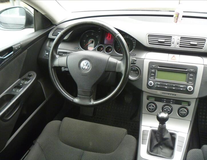 Volkswagen Passat 12