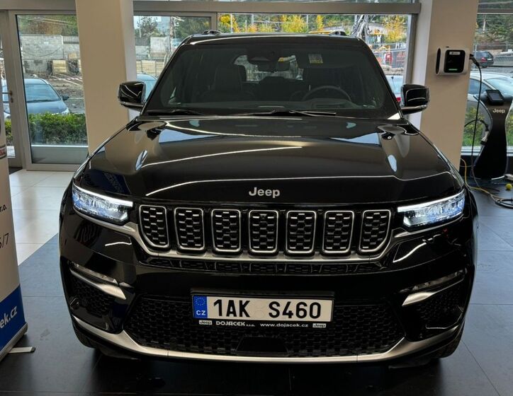 Jeep Grand Cherokee 4