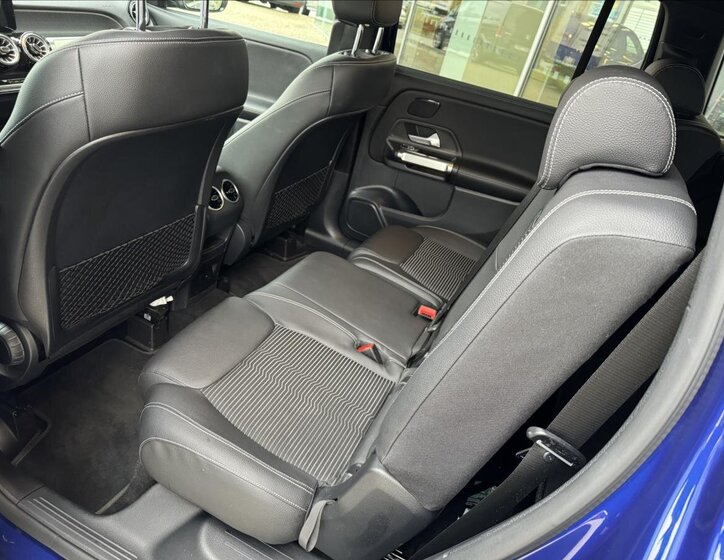 Mercedes-Benz GLB SUV 1,3 l 120 kw