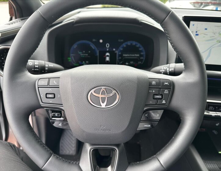 Toyota C-HR Hatchback 2,0 l 111 kw