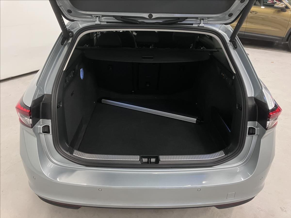 Škoda Superb Kombi 2,0 l 110 kw