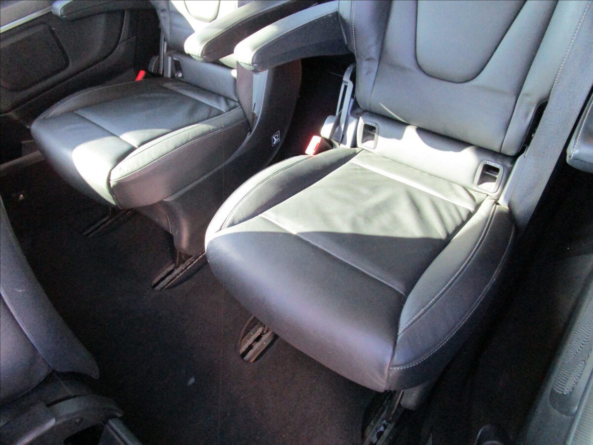 Mercedes-Benz Třídy V Kombi 2,1 l 140 kw