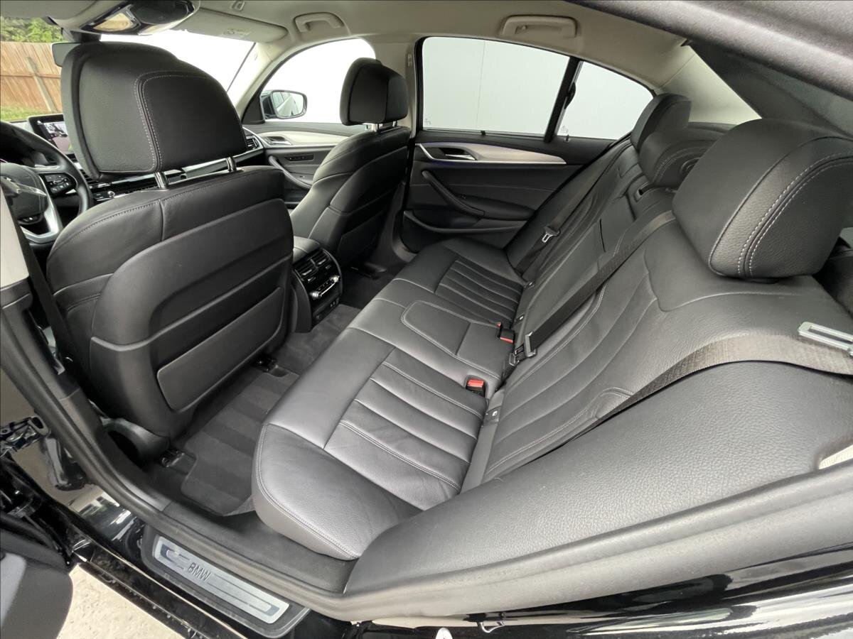 BMW Řada 5 Sedan 3,0 l 250 kw