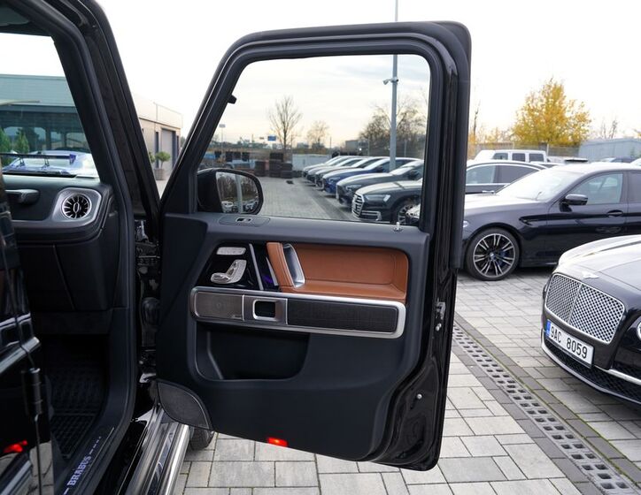 Mercedes-Benz Třídy G 24