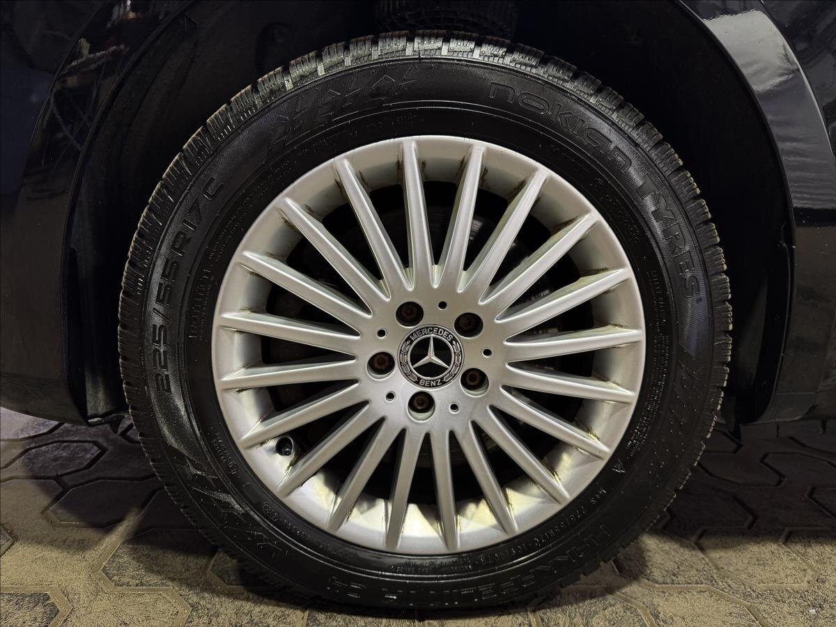 Mercedes-Benz Vito MPV 0,0 150 kw