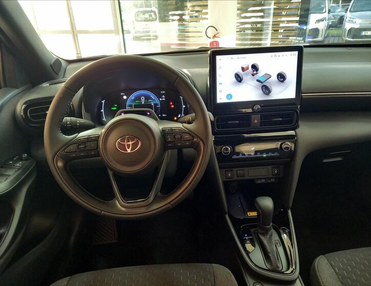 Toyota Yaris Cross SUV / Terénní 1,5 l 85 kw