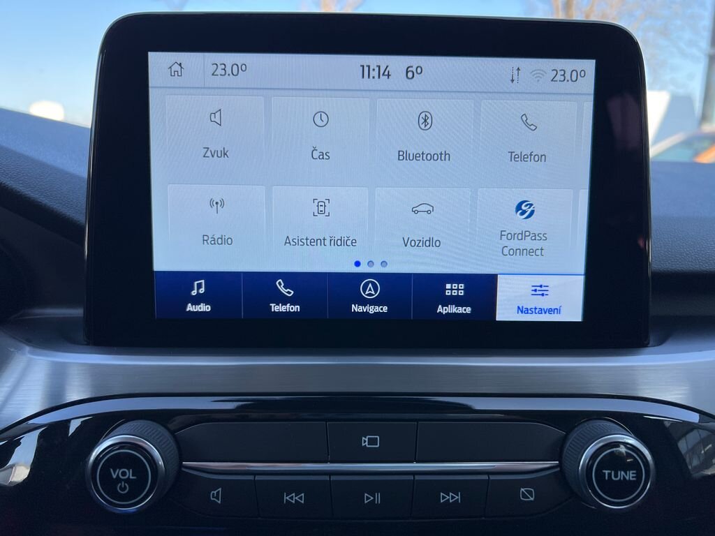 Ford Kuga SUV / Terénní 2,5 l 112 kw