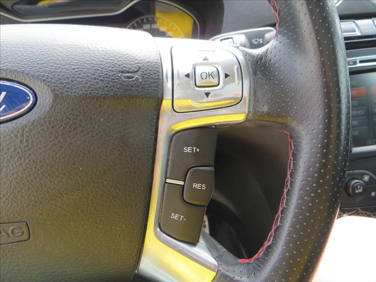 Ford S-MAX MPV 2,2 l 147 kw
