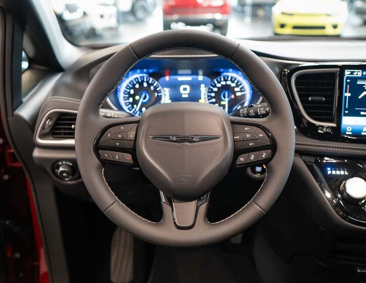 Chrysler Pacifica MPV 3,6 l 221 kw