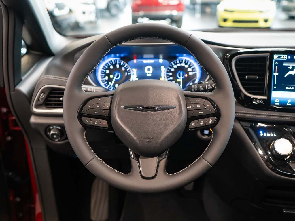 Chrysler Pacifica MPV 3,6 l 221 kw