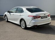 Toyota Camry Sedan / Limuzína 2,5 l 131 kw