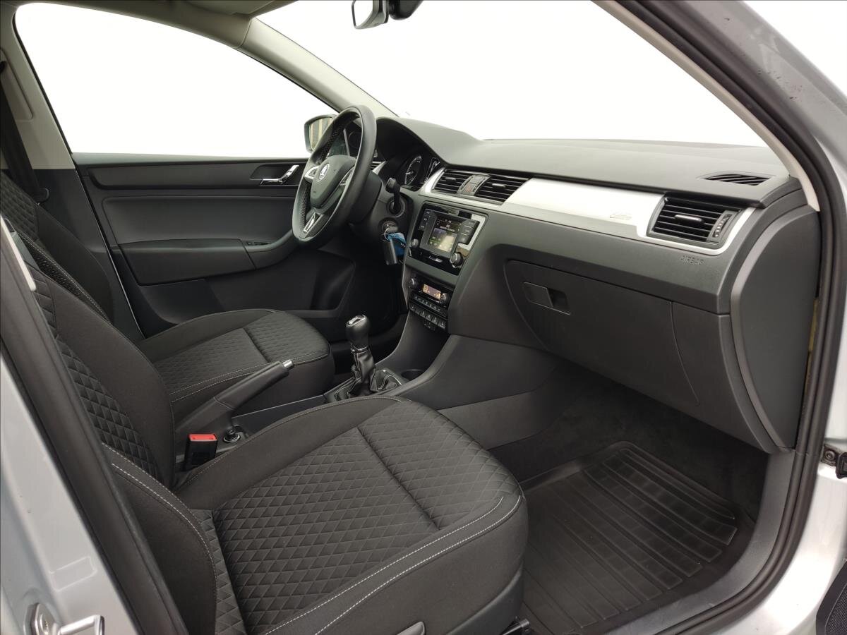 Škoda Rapid Hatchback 1,2 l 81 kw