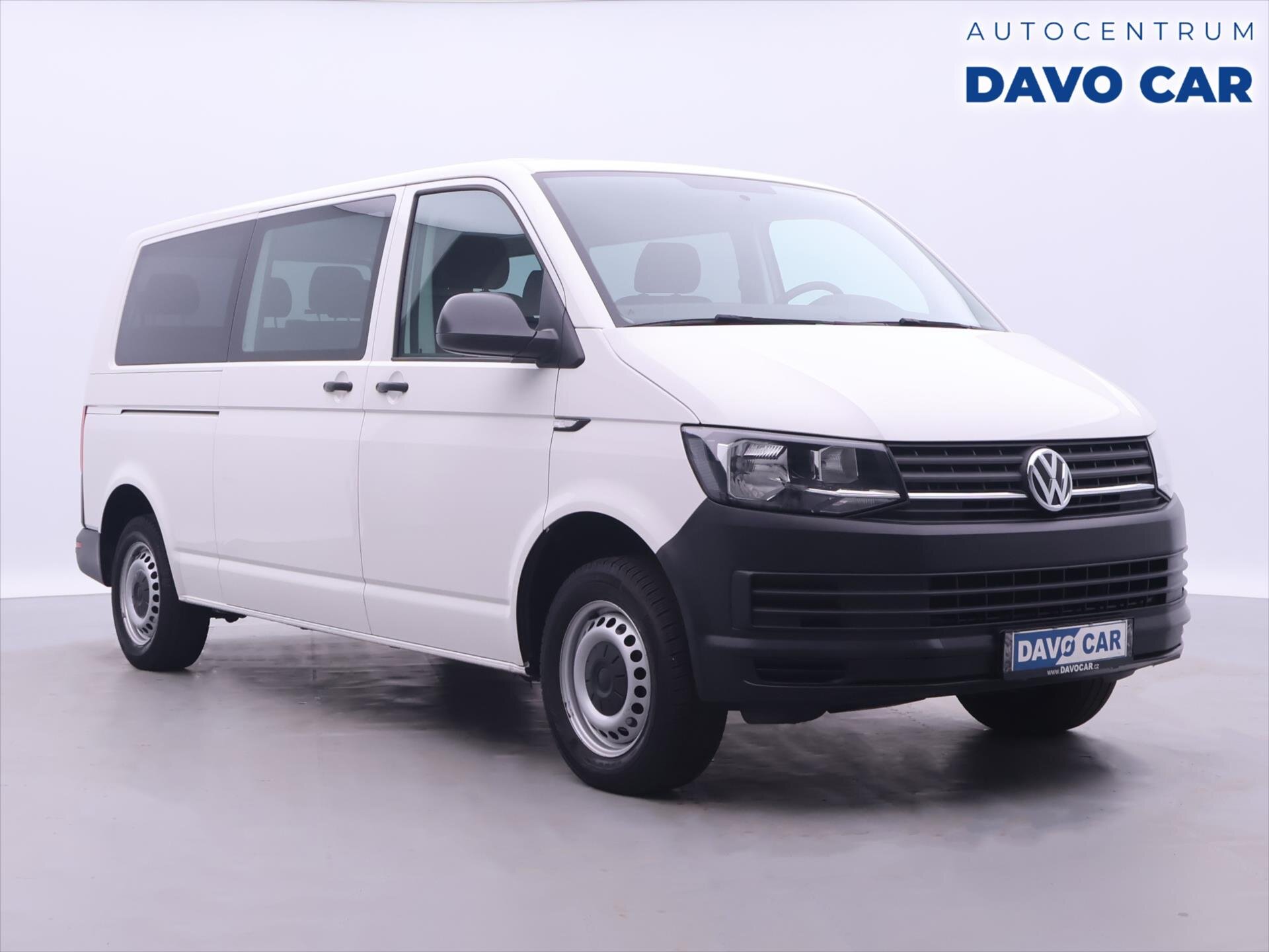 Volkswagen Transporter Kombi 2,0 l 62 kw