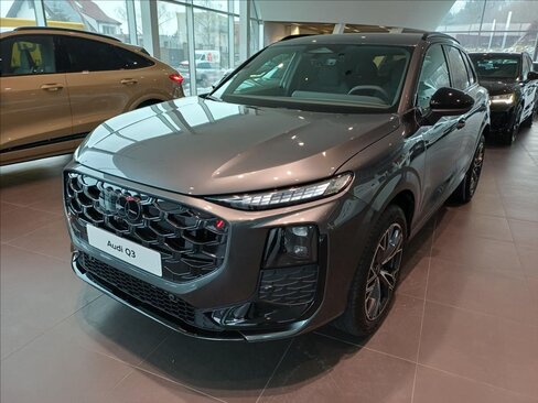 Audi Q3 SUV / Terénní 1,5 l 110 kw