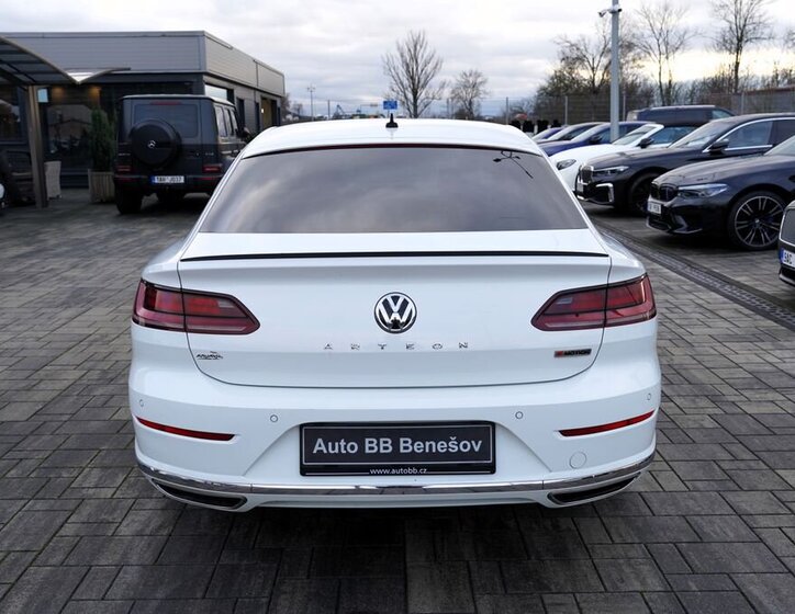 Volkswagen Arteon 5