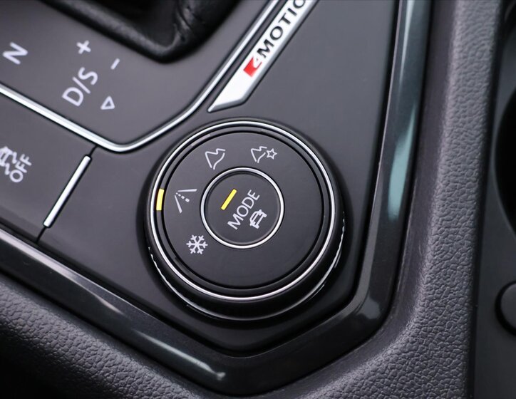 Volkswagen Tiguan SUV 2,0 l 176 kw