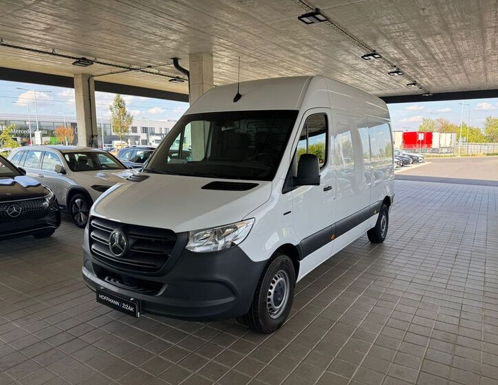Mercedes-Benz Sprinter 1