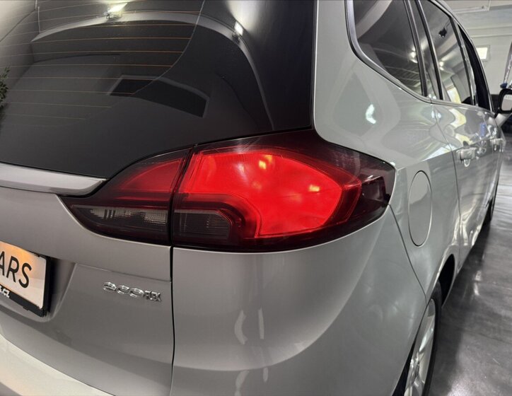 Opel Zafira MPV 1,4 l 103 kw