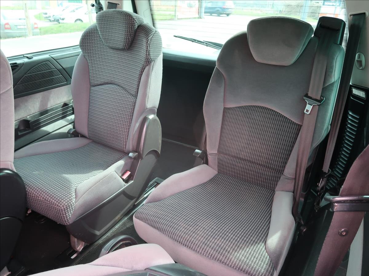 Citroën C8 MPV 2,0 l 88 kw