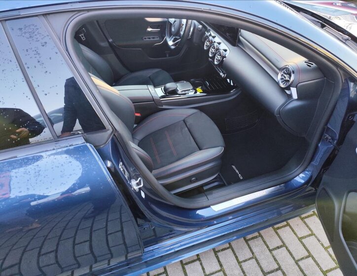 Mercedes-Benz CLA 32