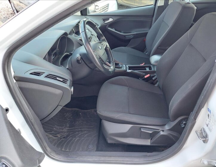 Ford Focus Kombi 1,5 l 77 kw