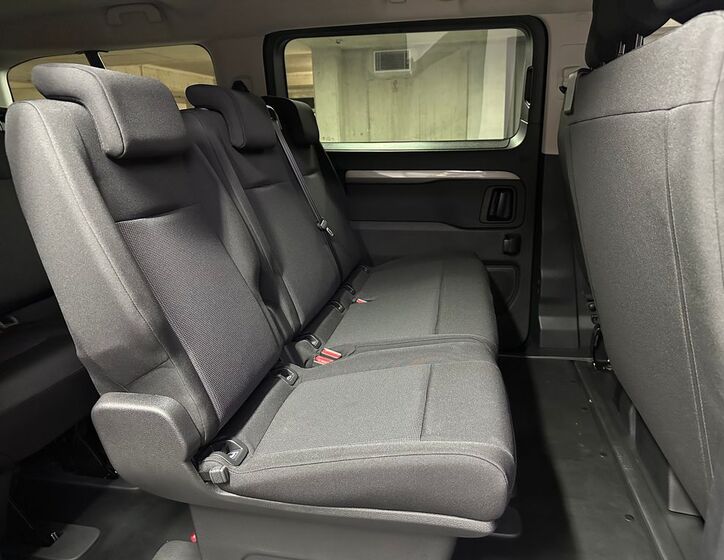 Toyota ProAce Verso 13