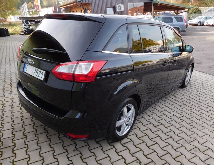 Ford Grand C-MAX 21
