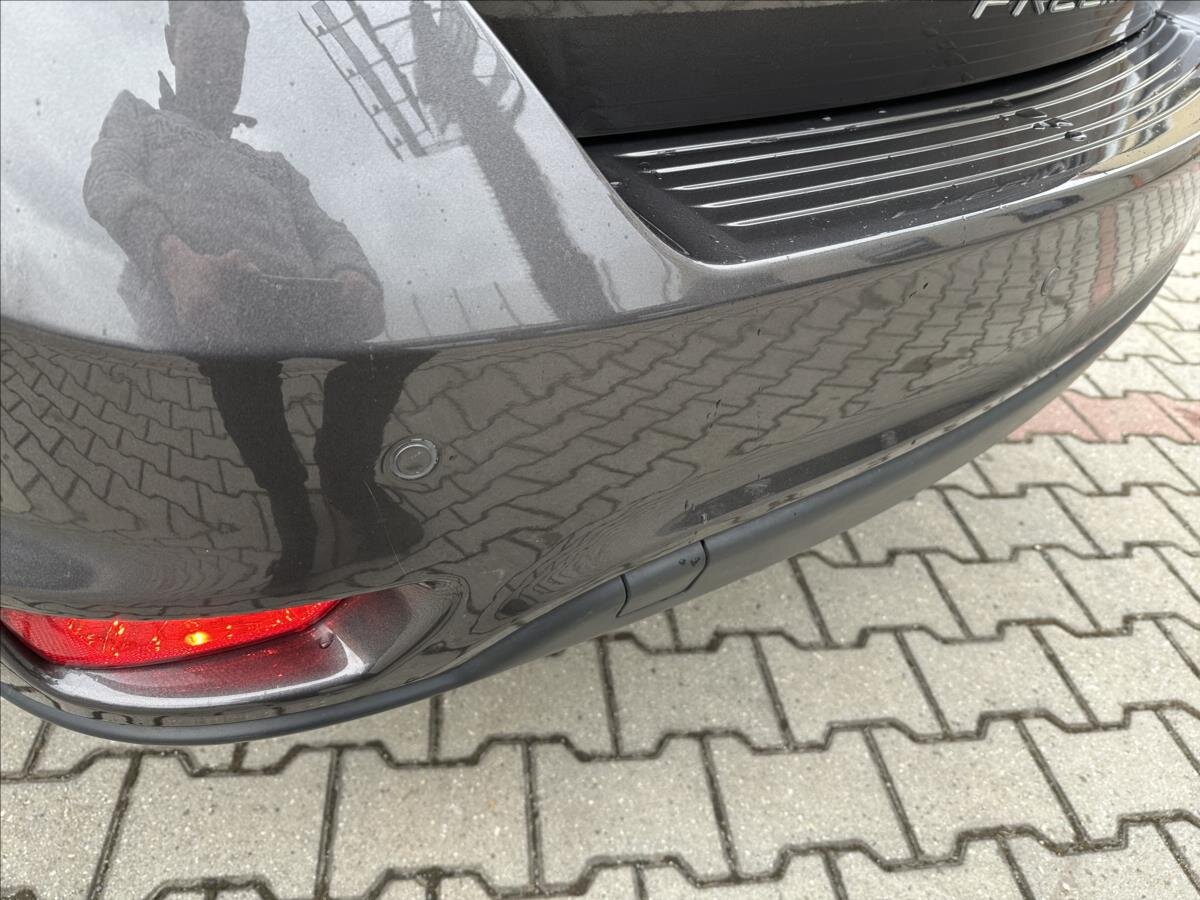 Fiat Freemont SUV / Terénní 2,0 l 125 kw