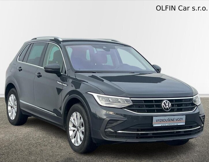 Volkswagen Tiguan 7