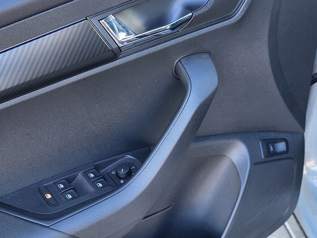 Škoda Karoq SUV / Terénní 1,5 l 110 kw