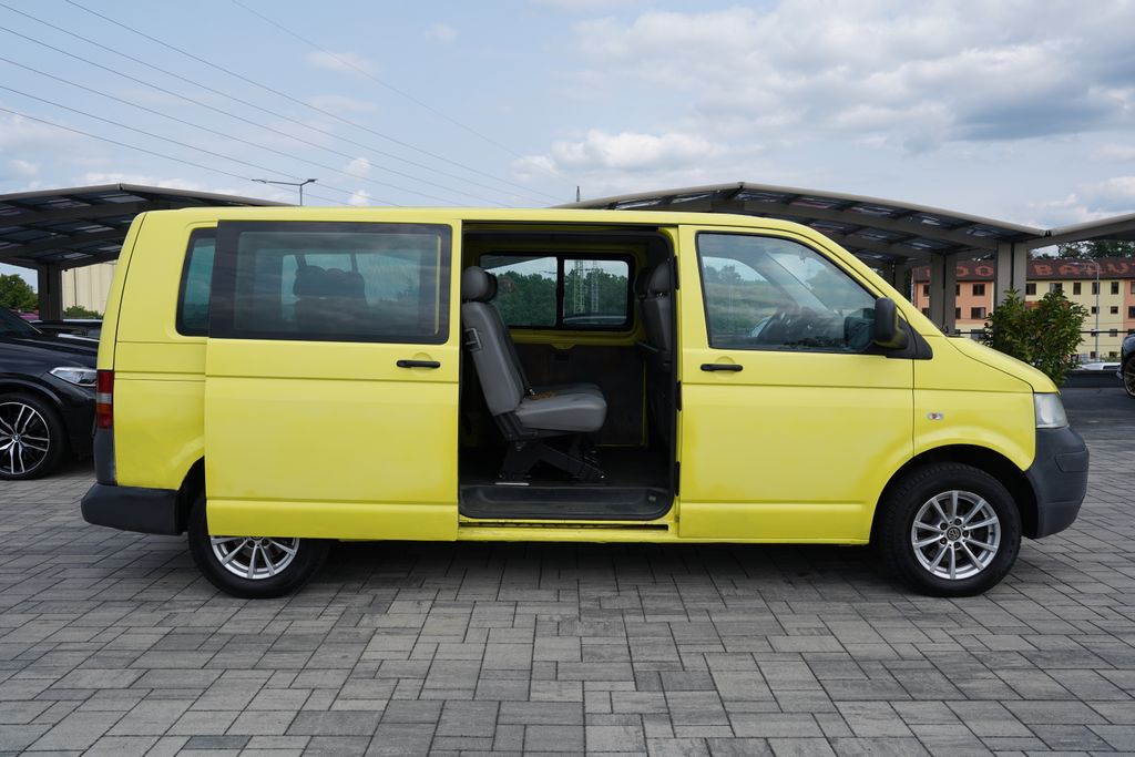 Volkswagen Caravelle
