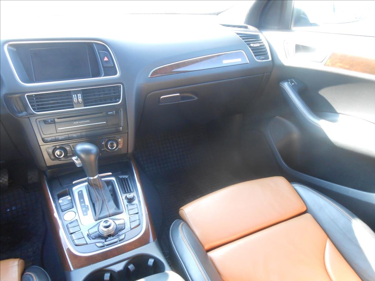 Audi Q5 SUV / Terénní 2,0 l 125 kw