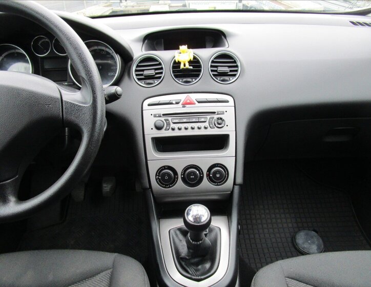 Peugeot 308 Hatchback 1,6 l 66 kw